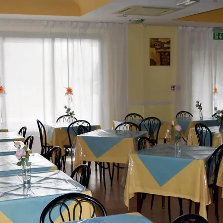 Criss 3* Rimini